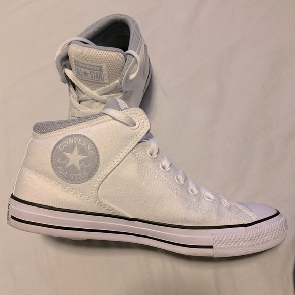 Converse All Star Size 9 Men (Women’s 11)
